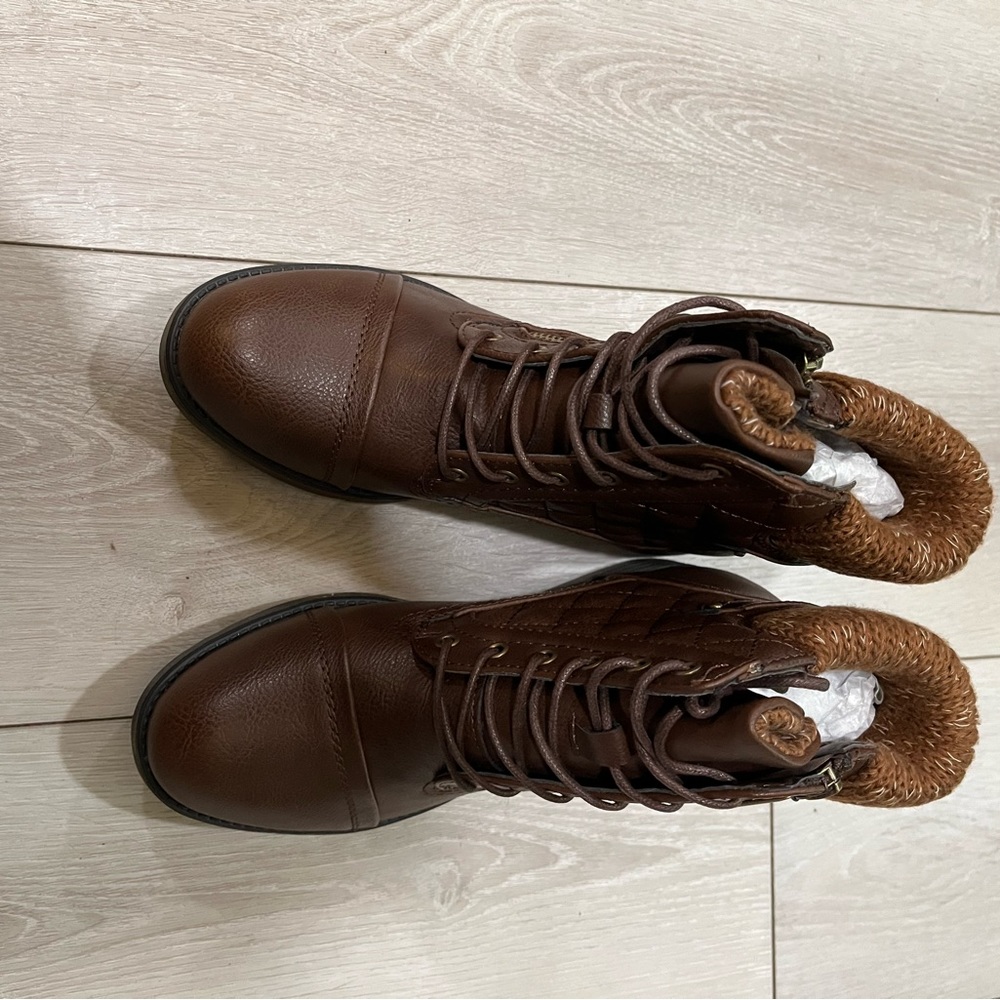 Cute patterned boots - Picture 4 of 4